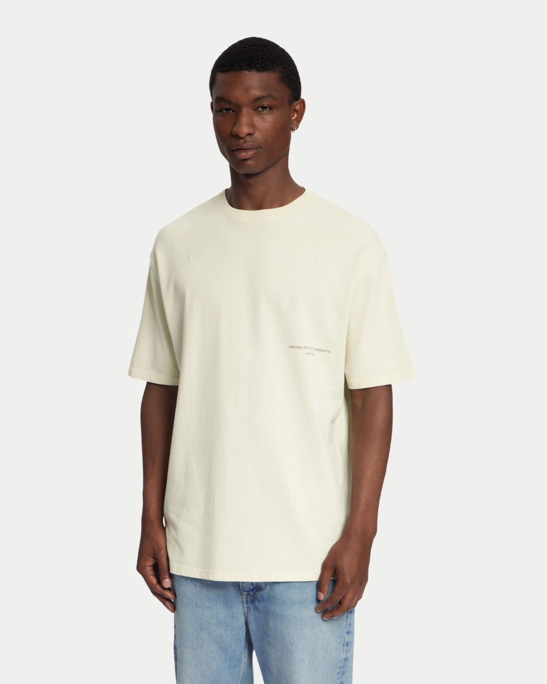 Law Of The Sea Aqualis T-shirt Almond Milk, Loose fit wit t-shirt van katoen | Stuen Store Tilburg