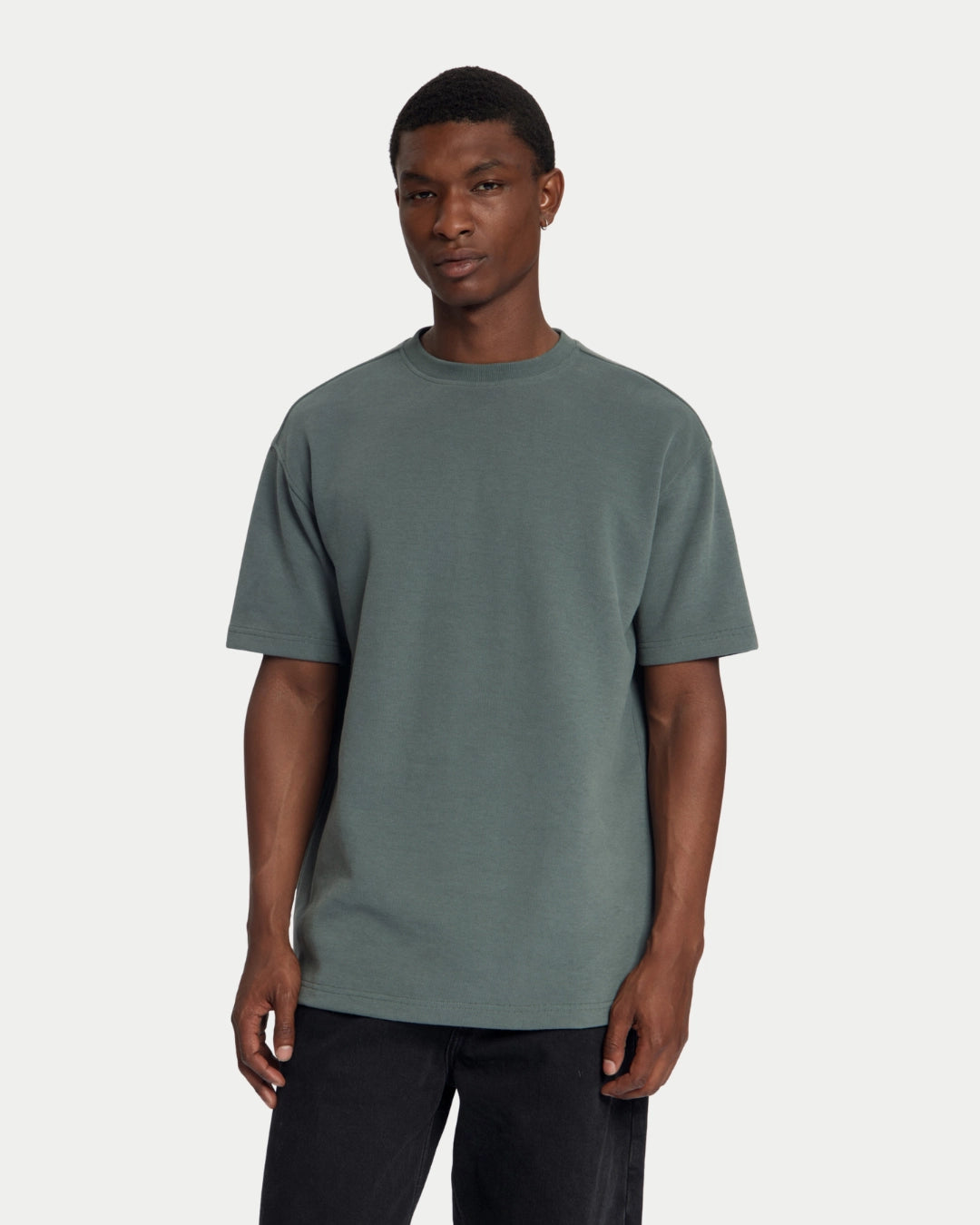 Law Of The Sea Atropos Soft Sweat Tee Urban Chic Green, Groen t-shirt | Stuen Store Tilburg