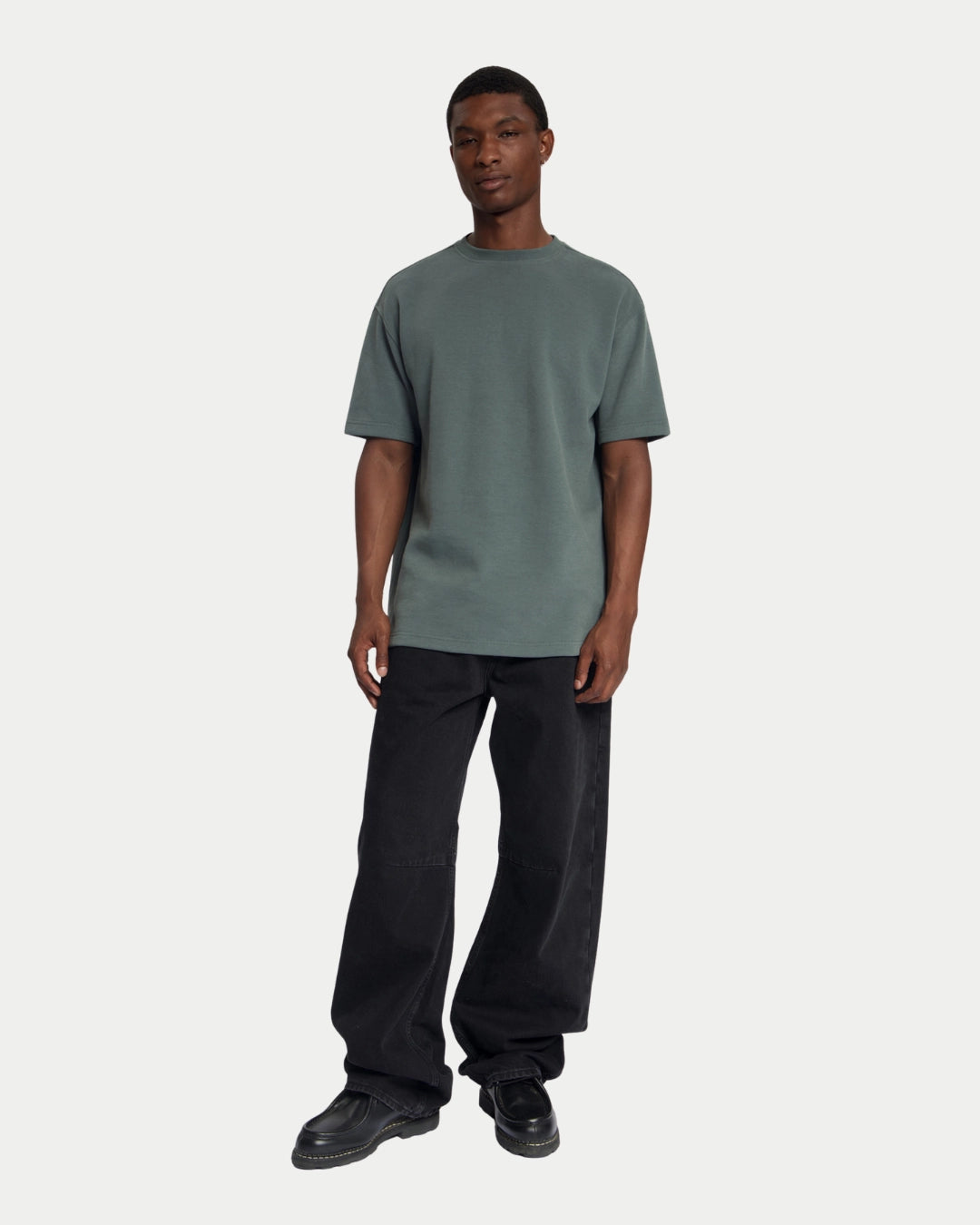 Law Of The Sea Atropos Soft Sweat Tee Urban Chic Green, Groen t-shirt | Stuen Store Tilburg