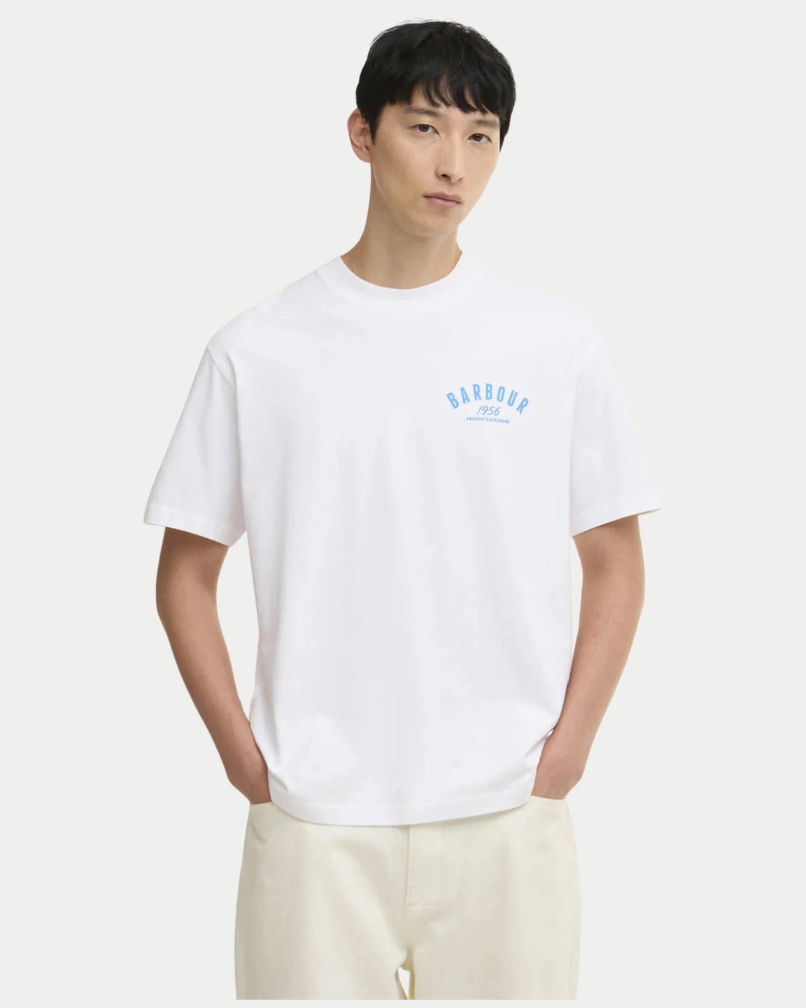Barbour 1956 Archive Oversized T-Shirt White — Oversized, 100% katoen T-shirts | Stuen Store Tilburg