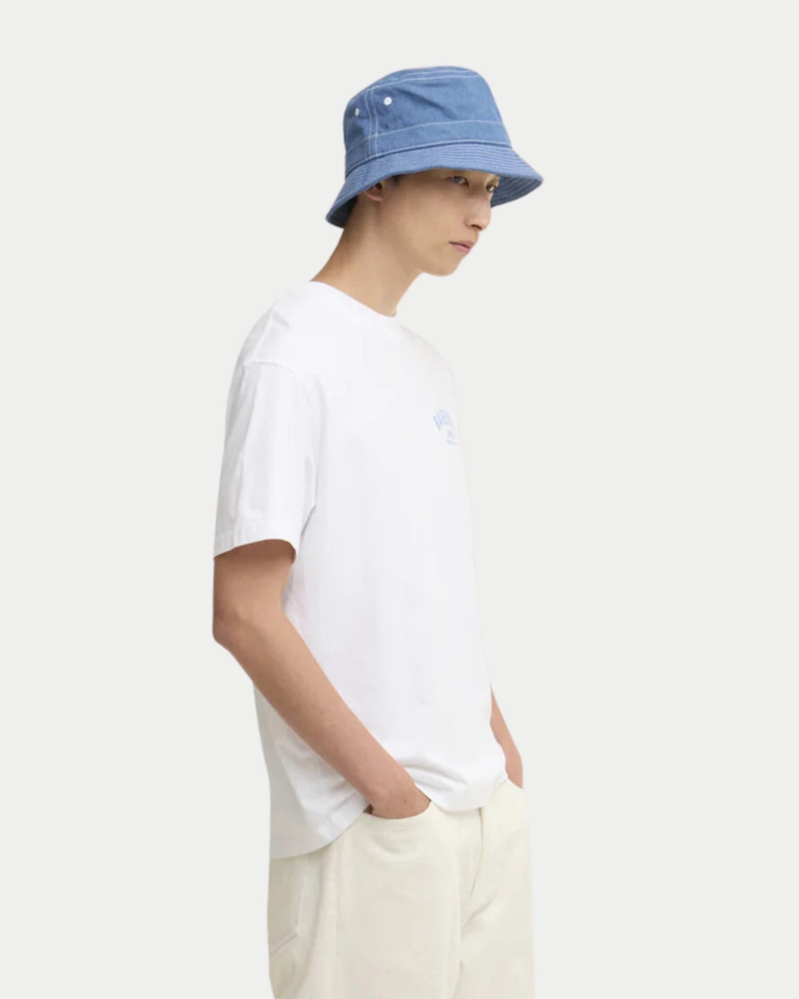 Barbour 1956 Archive Oversized T-Shirt White — Oversized, 100% katoen T-shirts | Stuen Store Tilburg
