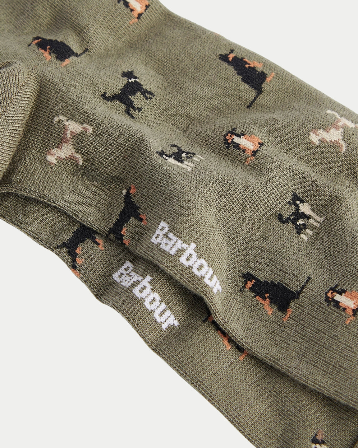 Barbour Mavin Socks Mid Olive Dogs — Zo hebben deze olijfkleurige sokken jachthonden in | Stuen Store Tilburg