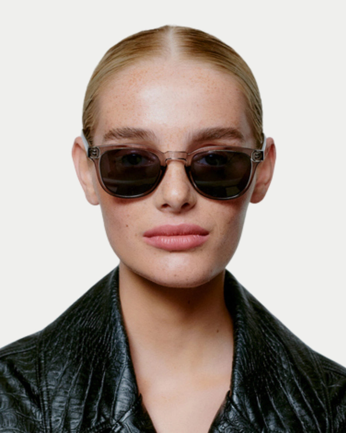 A. Kjærbede Bate Grey Transparant - Stuen Store Tilburg | De beste herenkleding en -accessoires