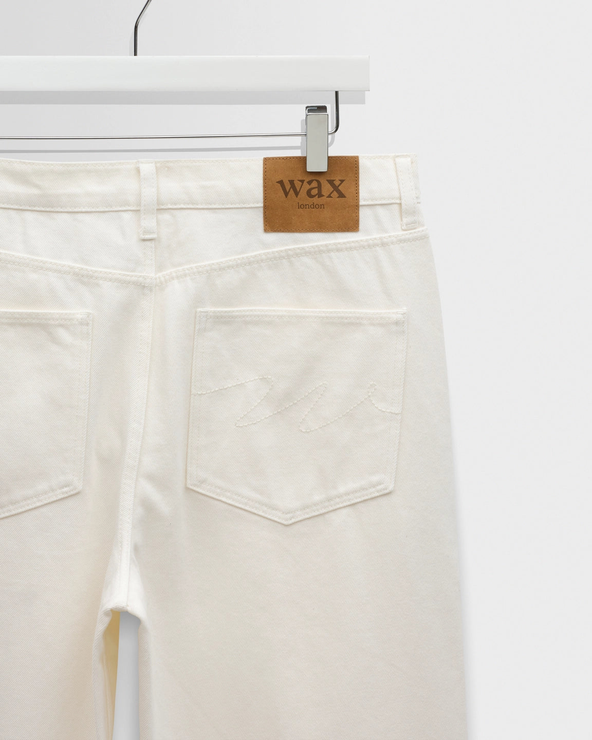Wax London Felix Loose Fit Denim Jean Ecru — 100% katoen Jeans | Stuen Store Tilburg