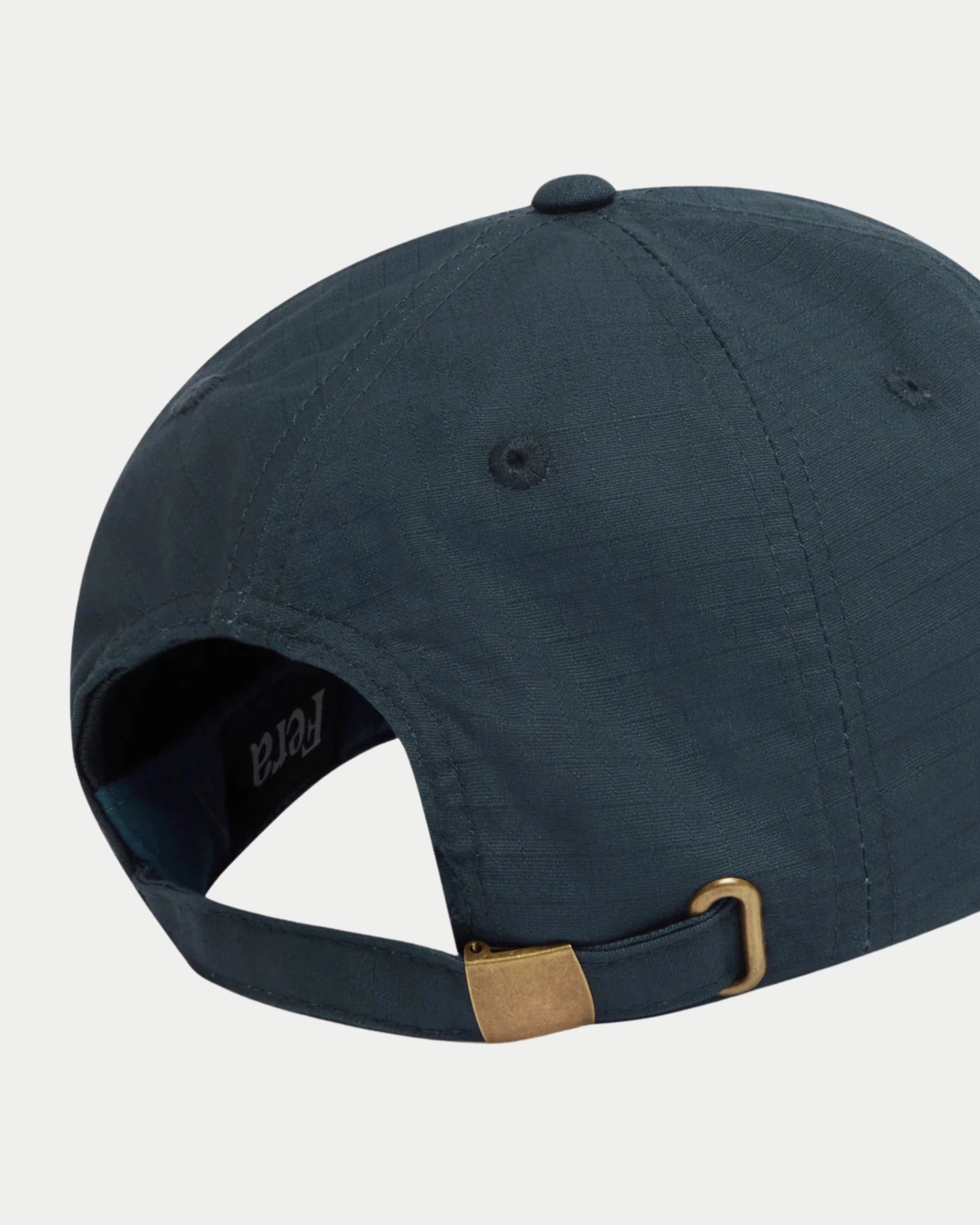 Cap Urban Fly