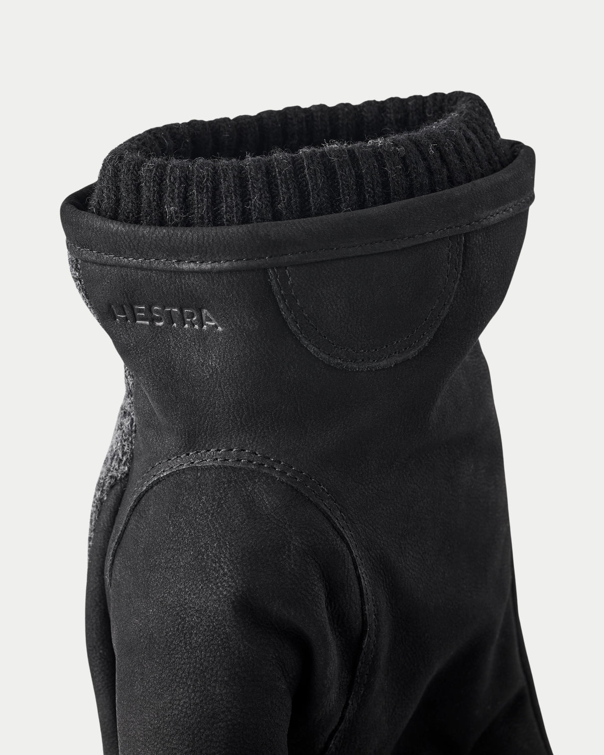 Hestra Noah Glove Charcoal & Black — Wol | Stuen Store Tilburg