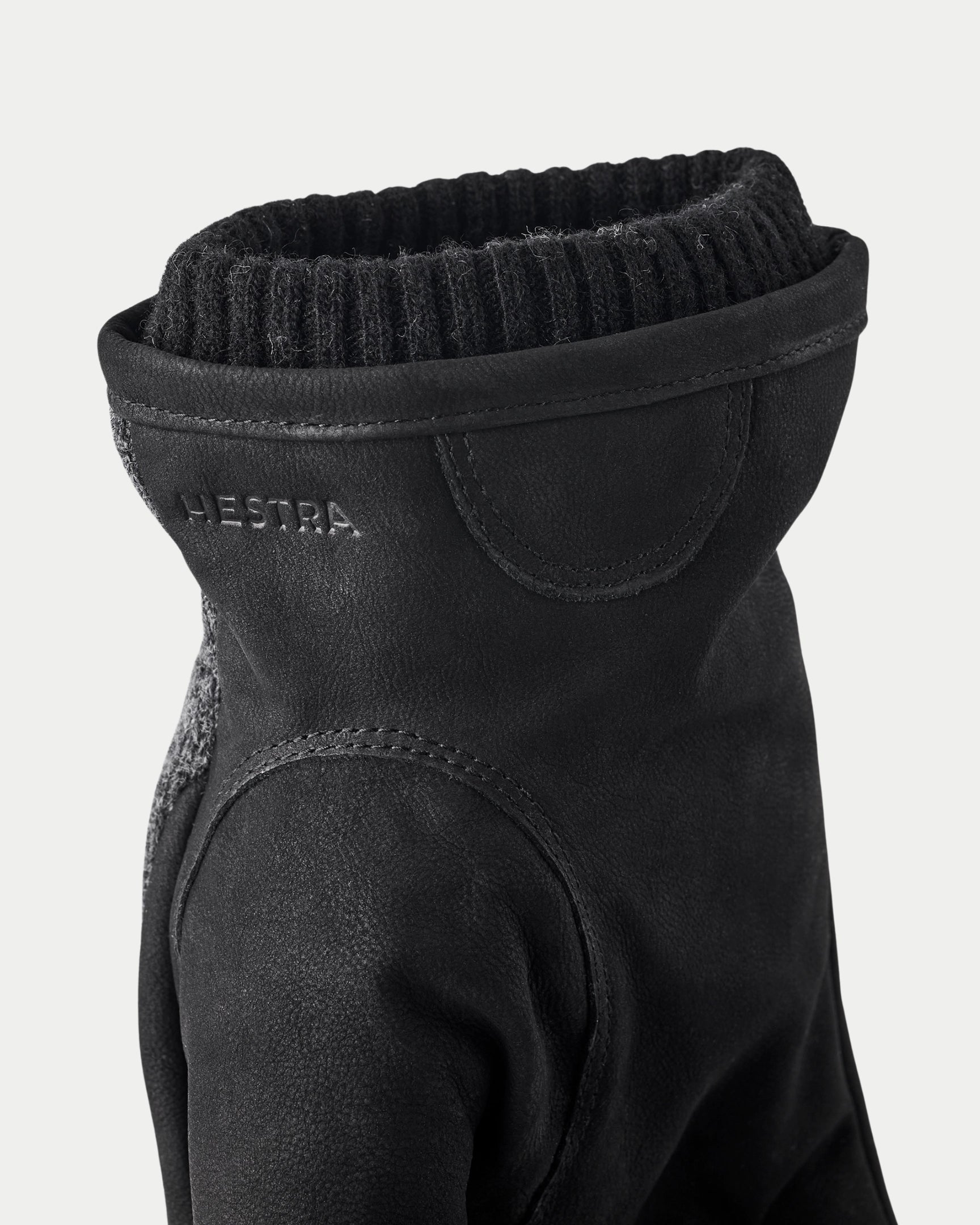 Noah Glove Charcoal & Black