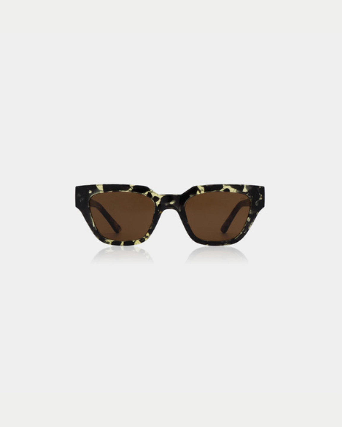 A. Kjærbede Kaws Black / Yello — is geïnspireerd op Scandinavisch minimalisme en tijdloosheid Zonnebril | Stuen Store Tilburg