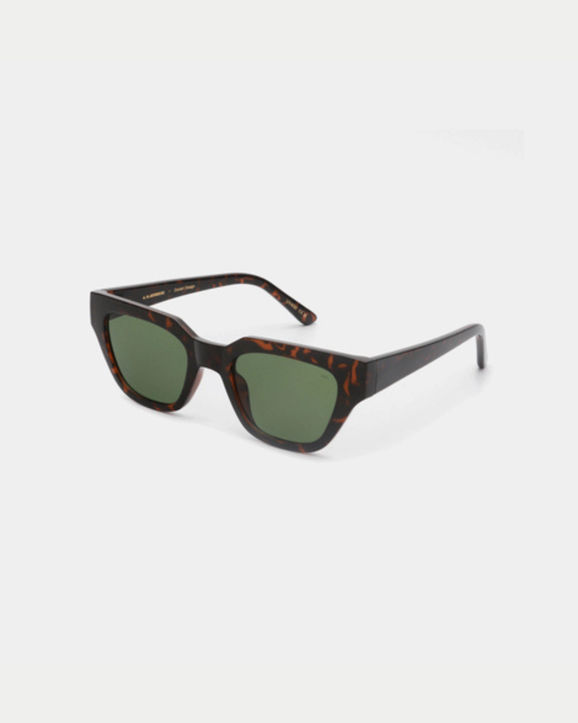 A. Kjærbede Kaws Demi Tortoise — is geïnspireerd op Scandinavisch minimalisme en tijdloosheid Zonnebril | Stuen Store Tilburg