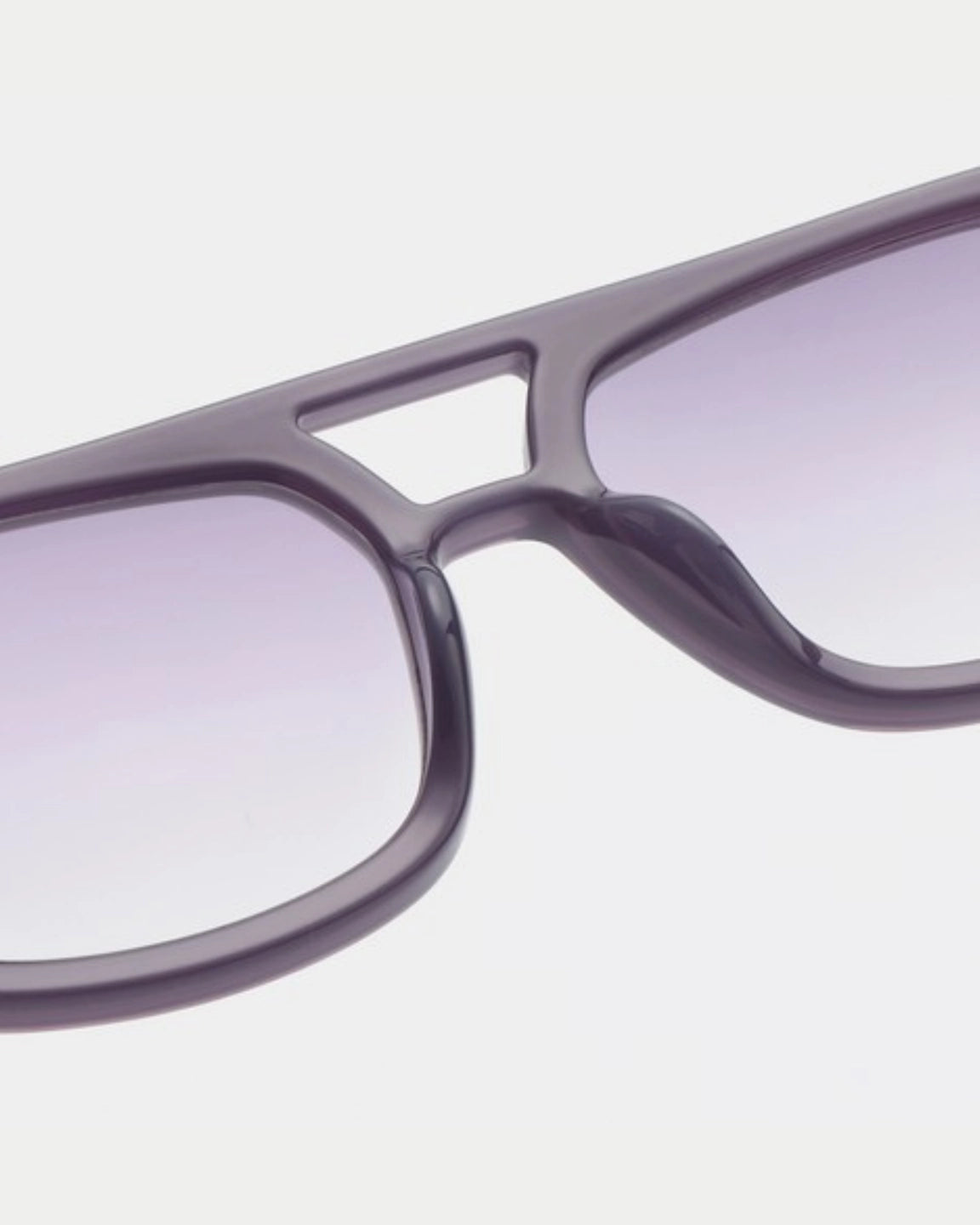 A. Kjærbede Kaya Shadow — Oversized Zonnebril | Stuen Store Tilburg