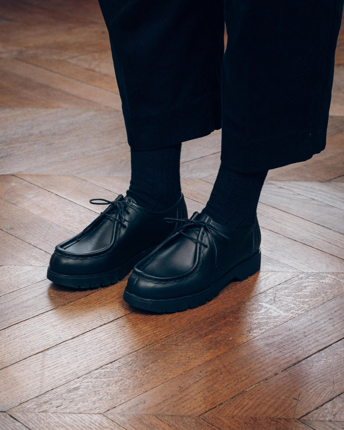 Kleman Padror Black — gekartelde zoom en stiksels zorgen voor een iconische | Stuen Store Tilburg