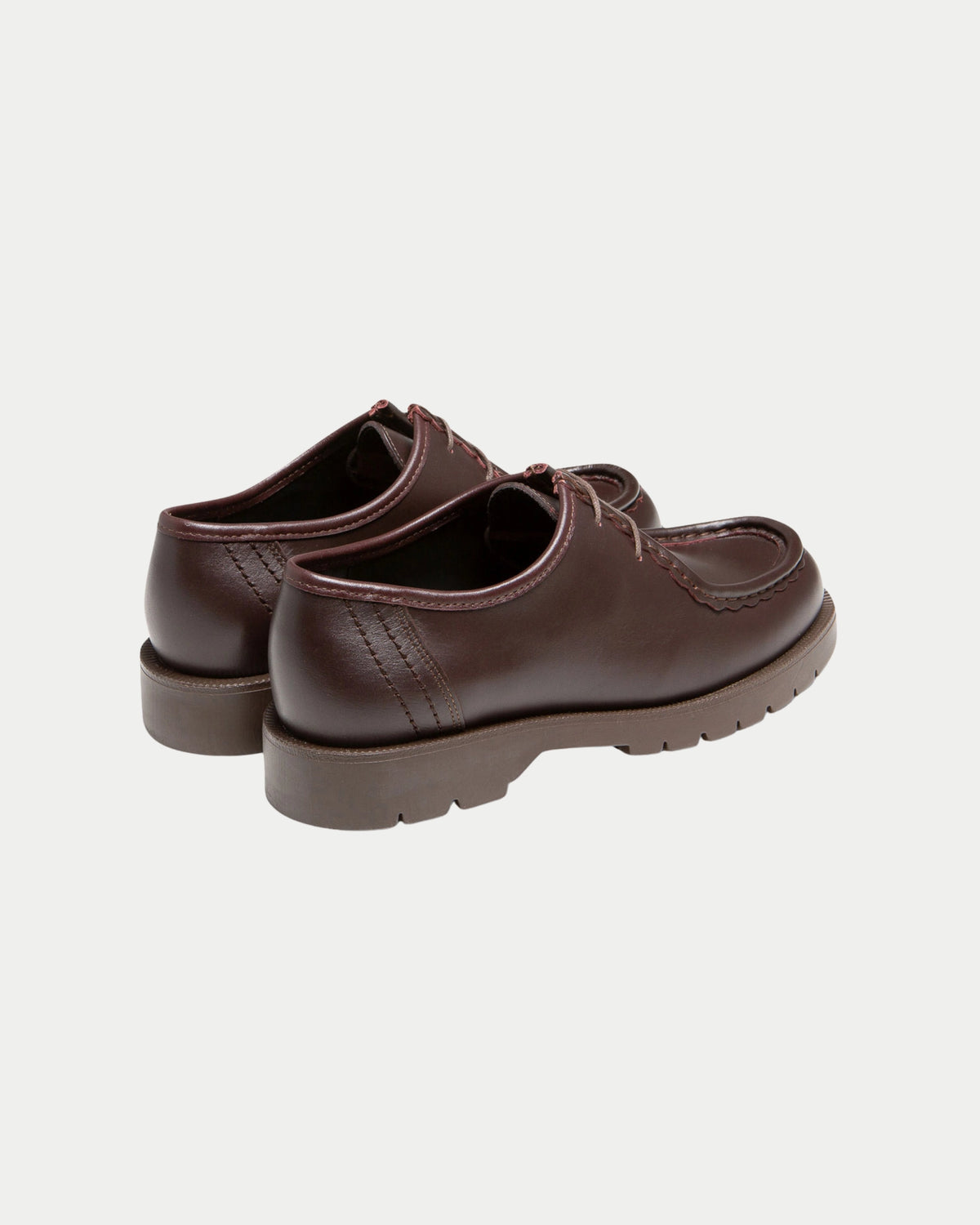 Kleman Padror Burgundy — gekartelde zoom en stiksels zorgen voor een iconische | Stuen Store Tilburg