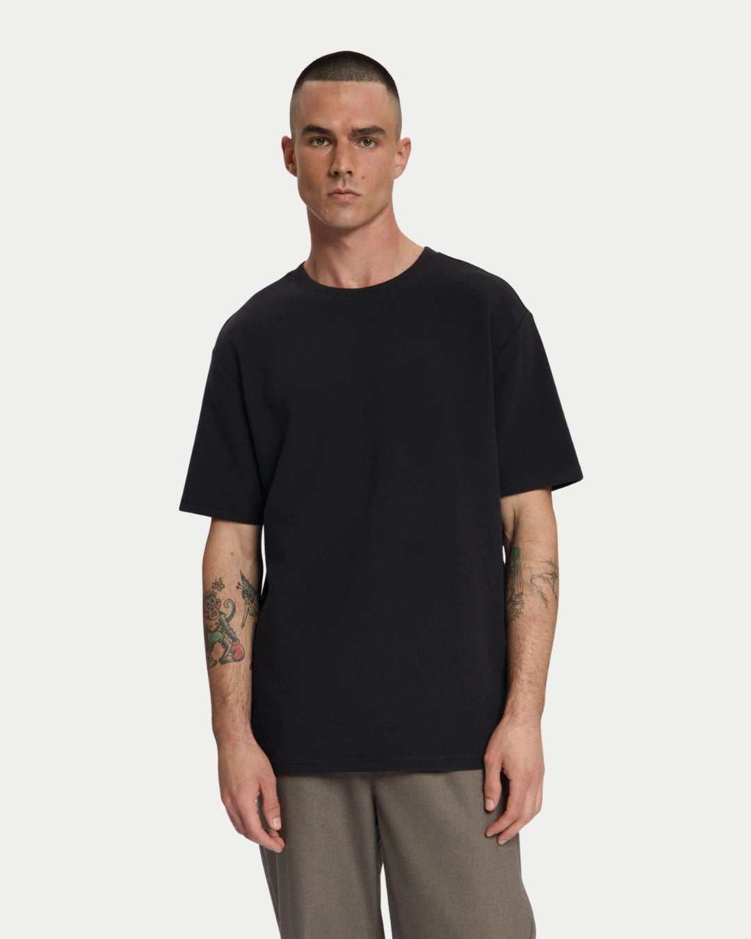 Auren Structured T-shirt Jet Black