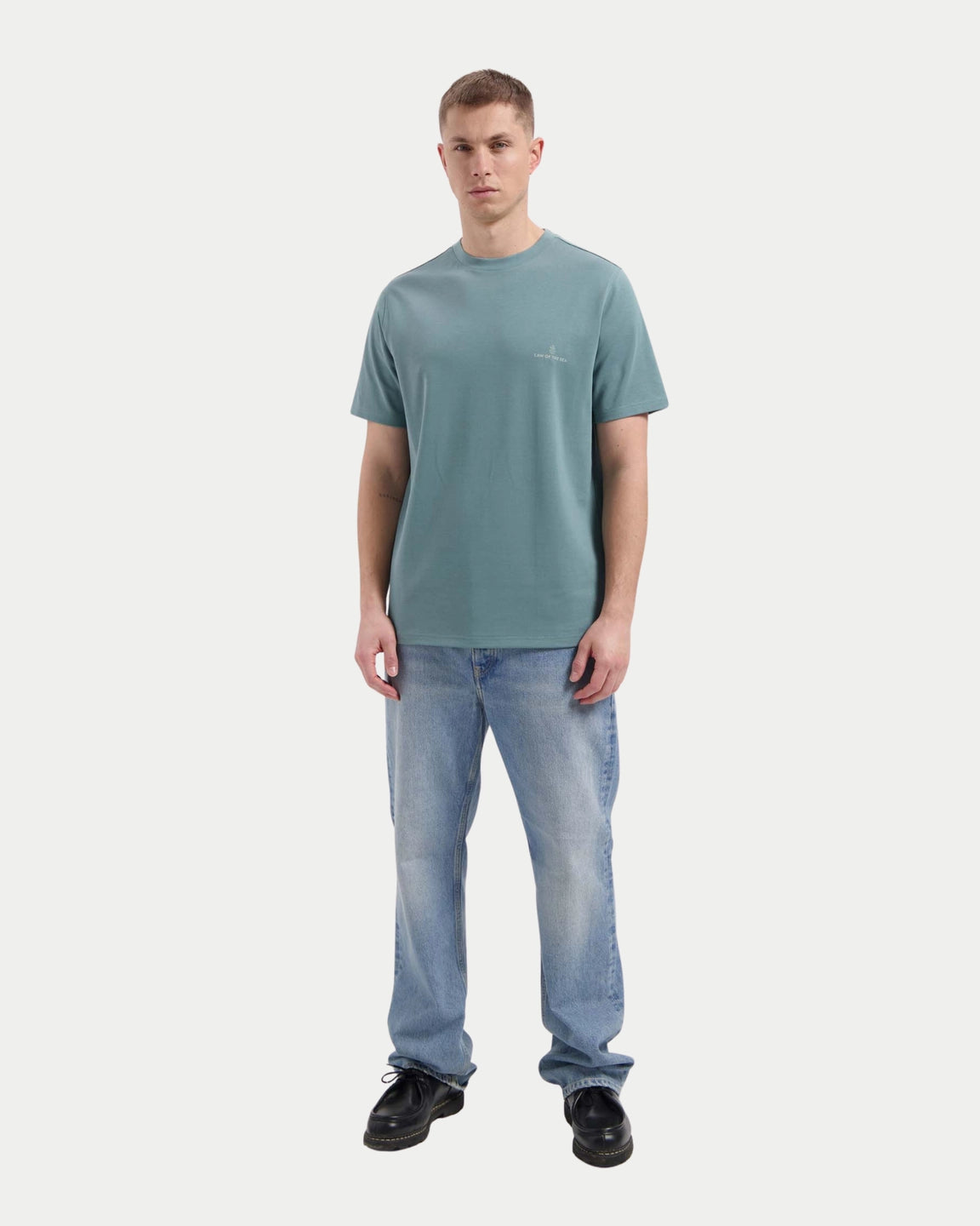 Law Of The Sea Logo Tee North Atlantic - Stuen Store Tilburg | De beste herenkleding en -accessoires