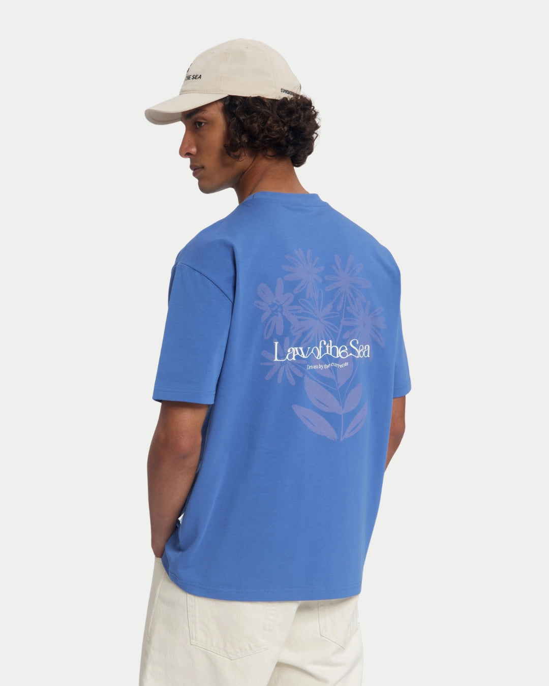 Law Of The Sea Petals Artwork T-shirt Dutch Blue - Stuen Store Tilburg | De beste herenkleding en -accessoires in Tilburg