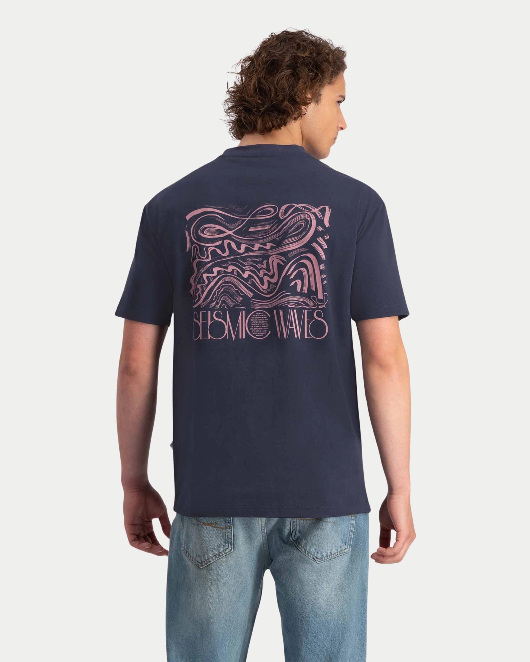 Reverberation Artwork Tee Sky Captain