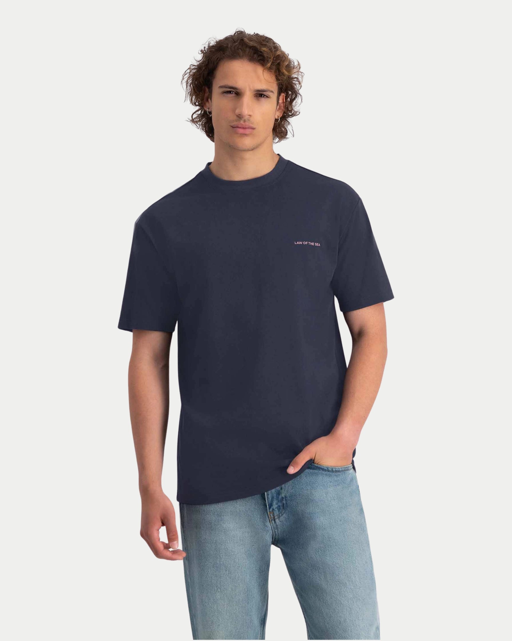 Reverberation Artwork Tee Sky Captain