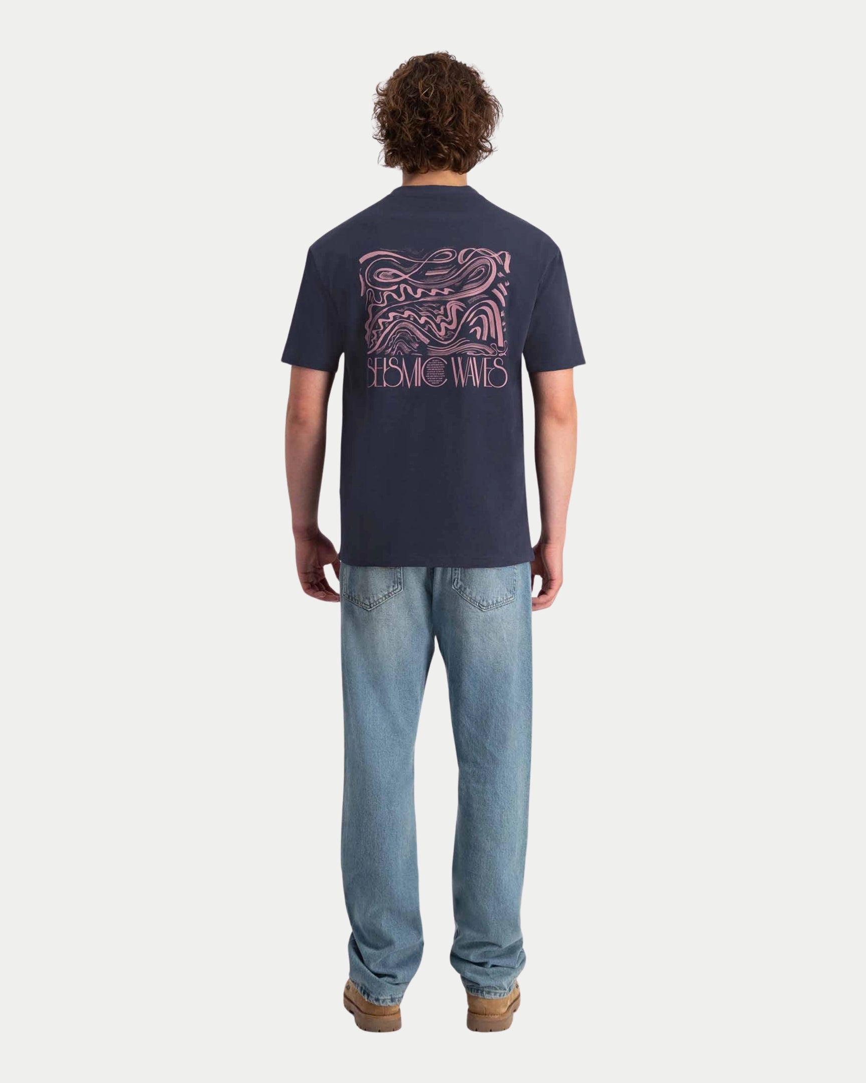 Reverberation Artwork Tee Sky Captain