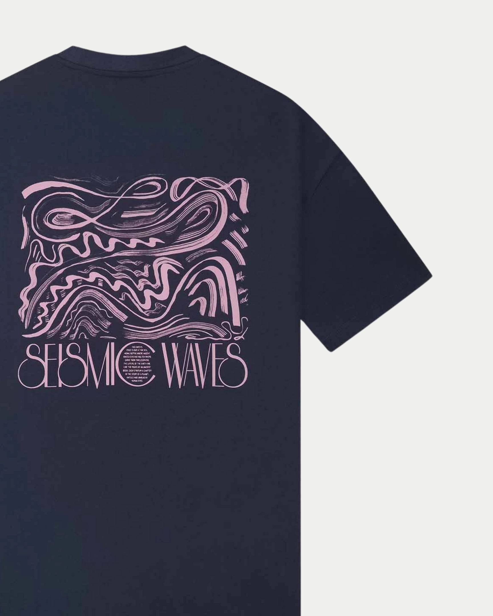 Reverberation Artwork Tee Sky Captain