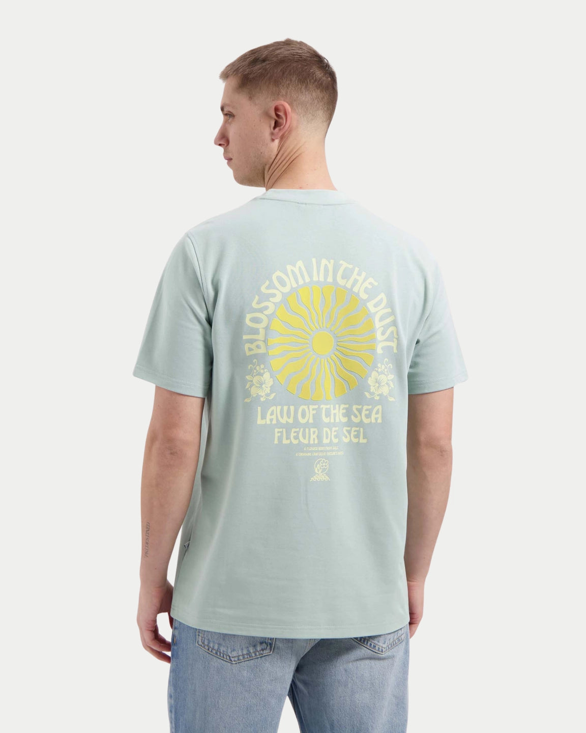 Law Of The Sea Sunspell Artwork T-Shirt Jadeite - Stuen Store Tilburg | De beste herenkleding en -accessoires