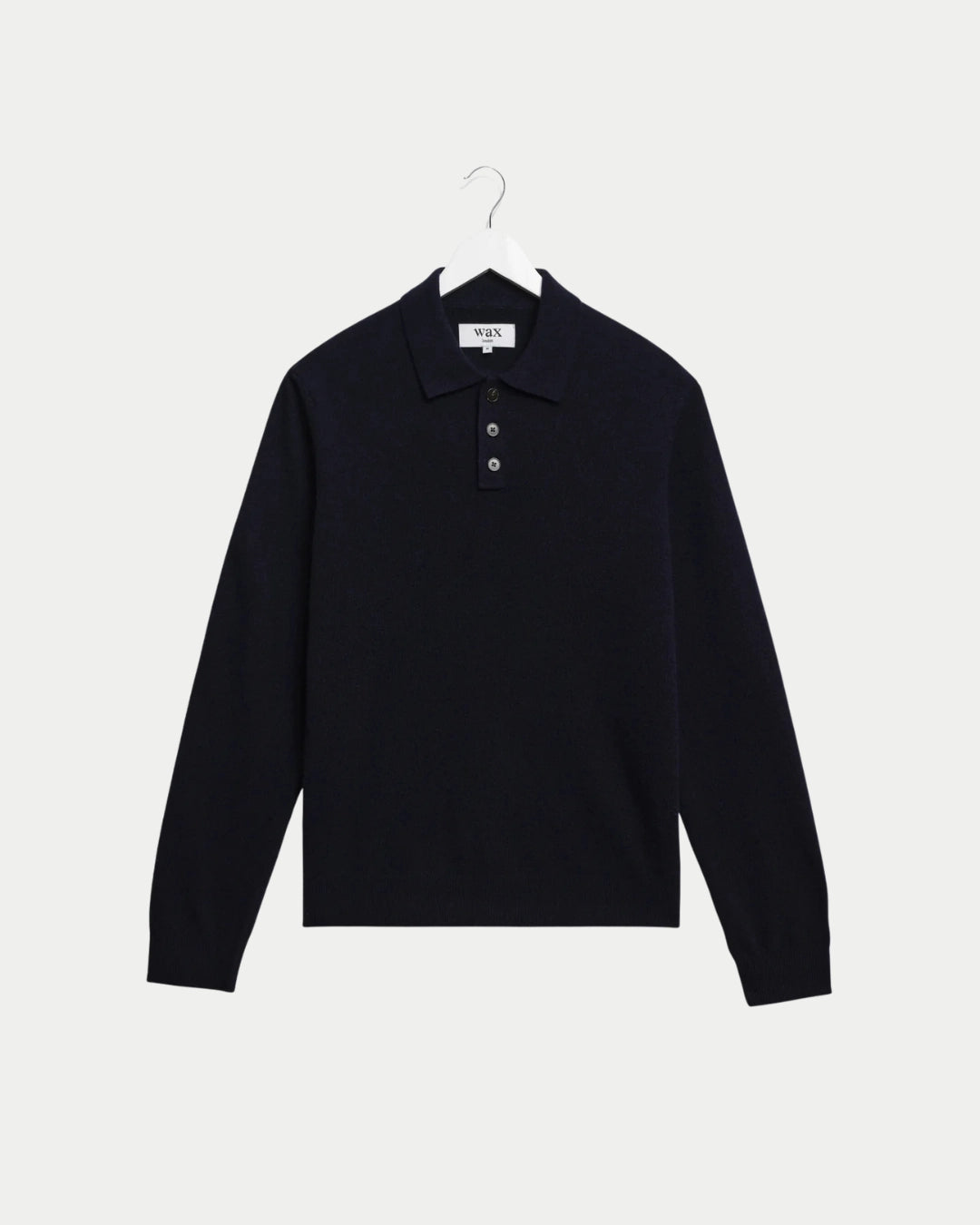 Wax London Lawrie Long Sleeve Merino Polo Navy, Blauwe polo van lichtgewicht merino wol | Stuen Store Tilburg
