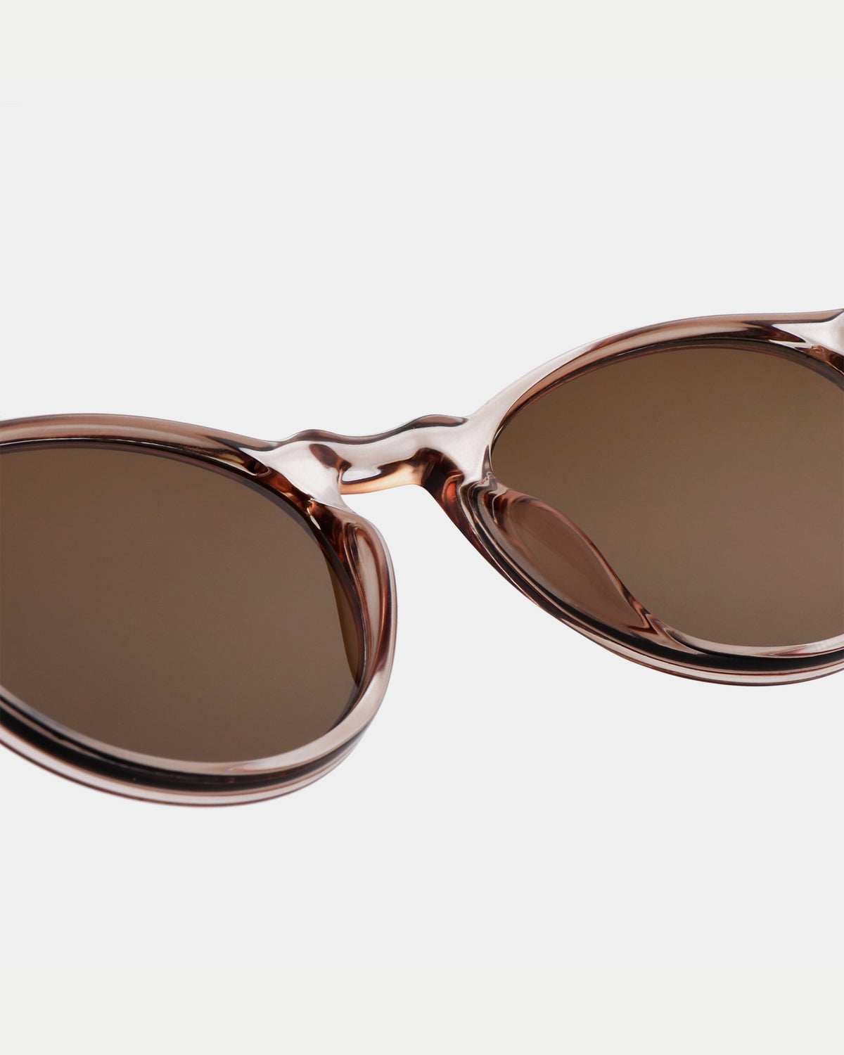 A. Kjærbede Marvin Champagne — accessoire voor alle situaties en een must-have Zonnebril | Stuen Store Tilburg