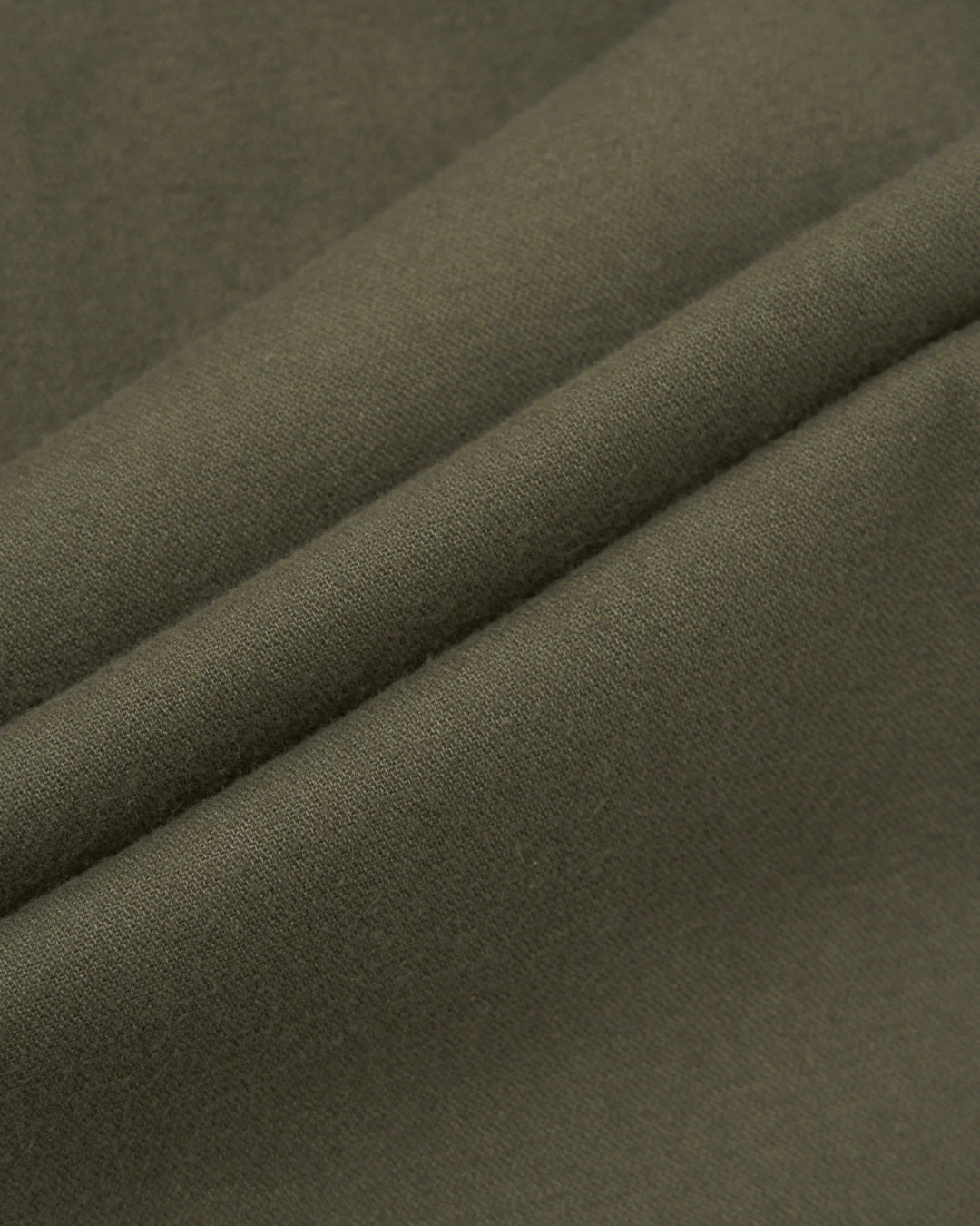 Universal Works Military Chino Brushed Moleskin Olive, Groene broek | Stuen Store Tilburg