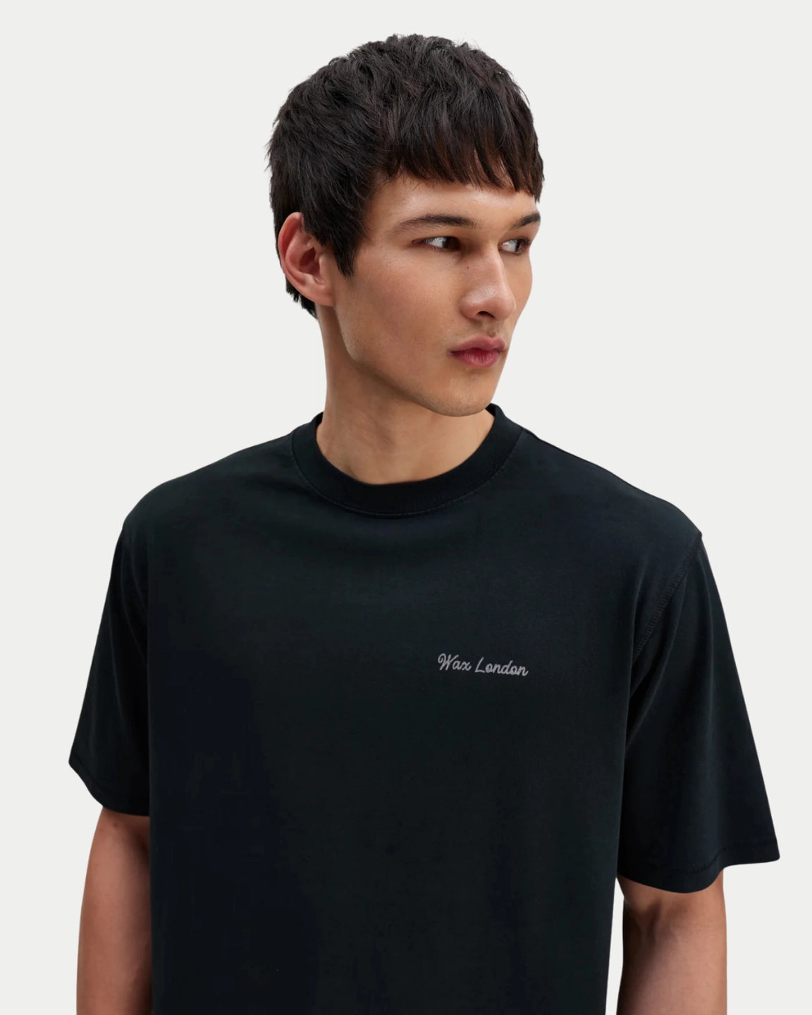 Wax London Milton T-shirt Wax Cove Washed Black - Stuen Store Tilburg | De beste herenkleding en -accessoires in Tilburg