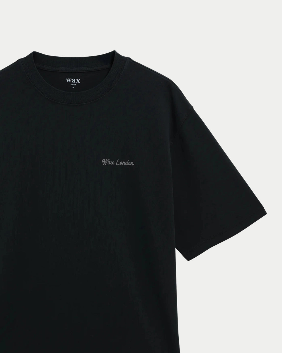 Wax London Milton T-shirt Wax Cove Washed Black - Stuen Store Tilburg | De beste herenkleding en -accessoires in Tilburg