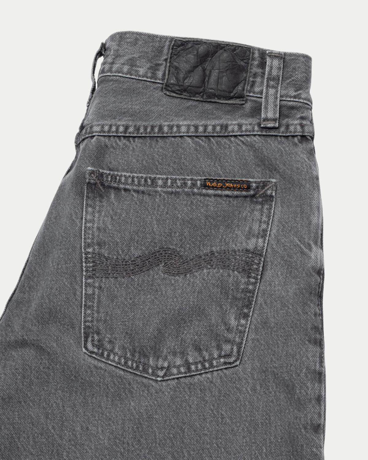 Nudie Jeans Rad Rufus Ash Grey — High-waist regular fit, 100% biologisch katoen Jeans | Stuen Store Tilburg