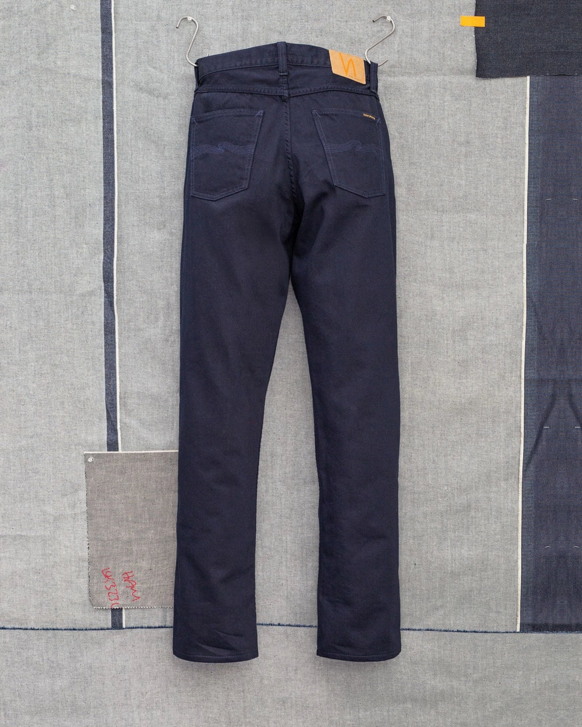 Nudie Jeans Rad Rufus Everblue — High-waist regular fit, 100% biologisch katoen Jeans | Stuen Store Tilburg