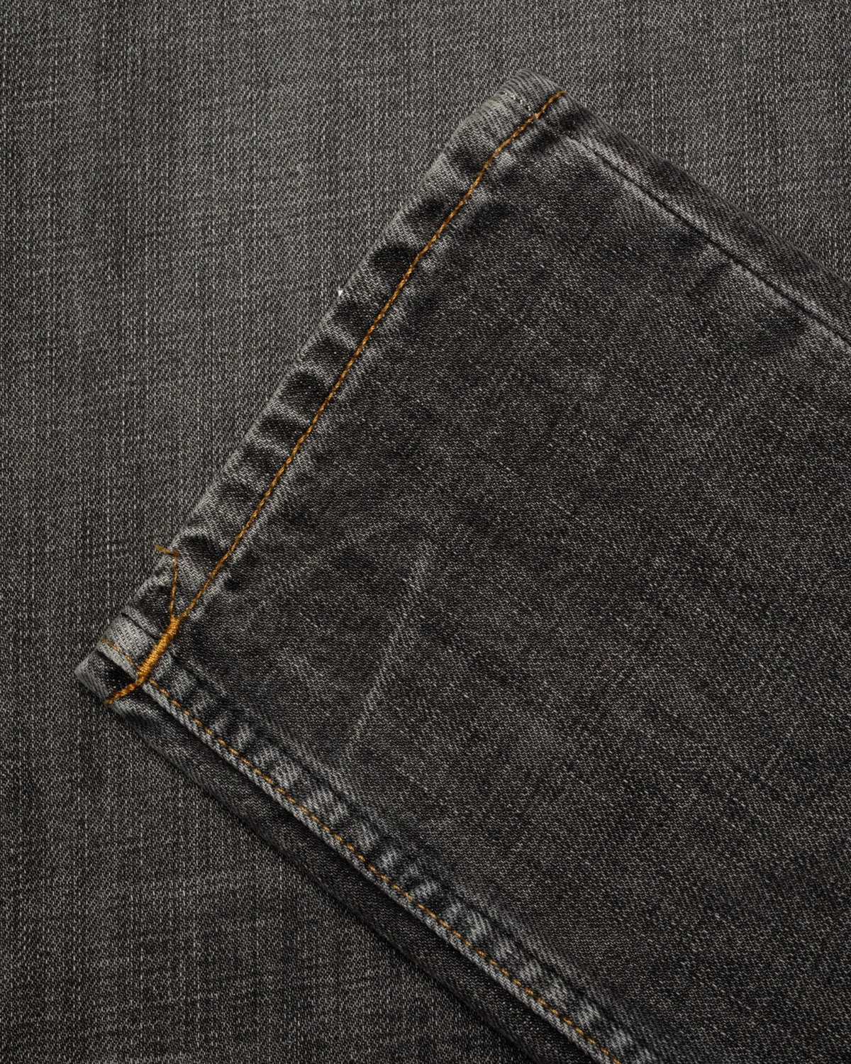 Nudie Jeans Steady Eddie II Grey Crosshatch — Slim fit, 100% biologisch katoen Jeans | Stuen Store Tilburg
