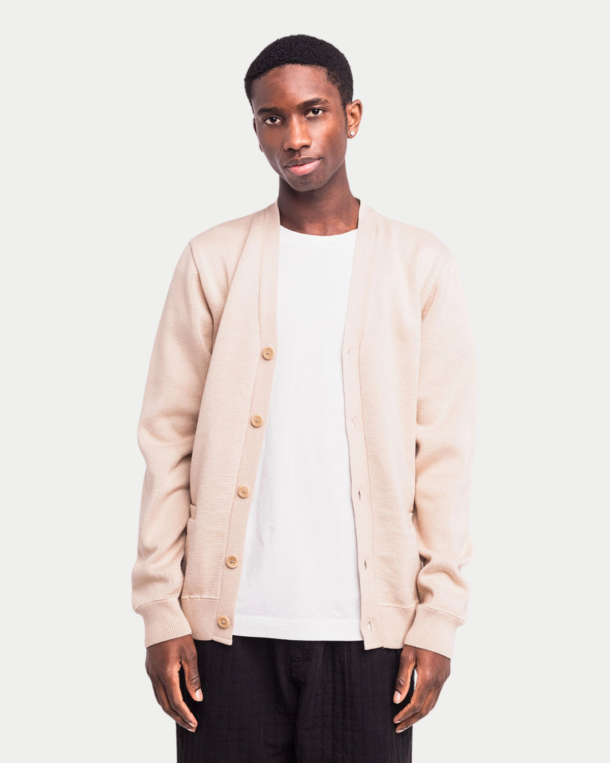 Olow Cardigan Quiet Life Beige — Met deze Quiet Life Cardigan is er niks | Stuen Store Tilburg