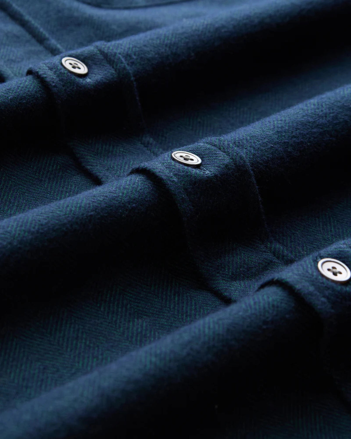 Portuguese Flannel Espiga Green — heerlijke flanellen shirts worden al 4 generaties Overhemd | Stuen Store Tilburg