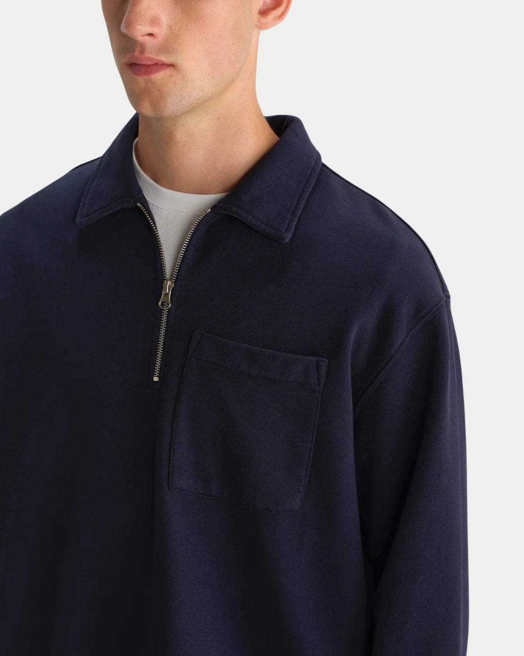 Wax London Reeve Quarter Zip Sweatshirt Washed Navy, Blauwe sweater van biologisch katoen | Stuen Store Tilburg