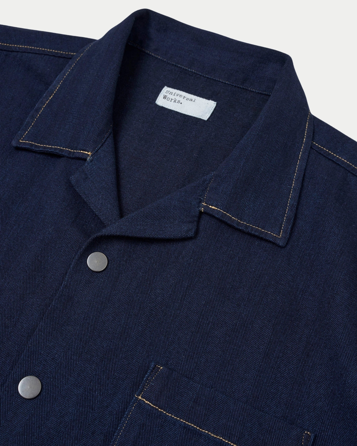 Universal Works Road Shirt Herringbone Indigo - Stuen Store Tilburg | De beste herenkleding en -accessoires in Tilburg