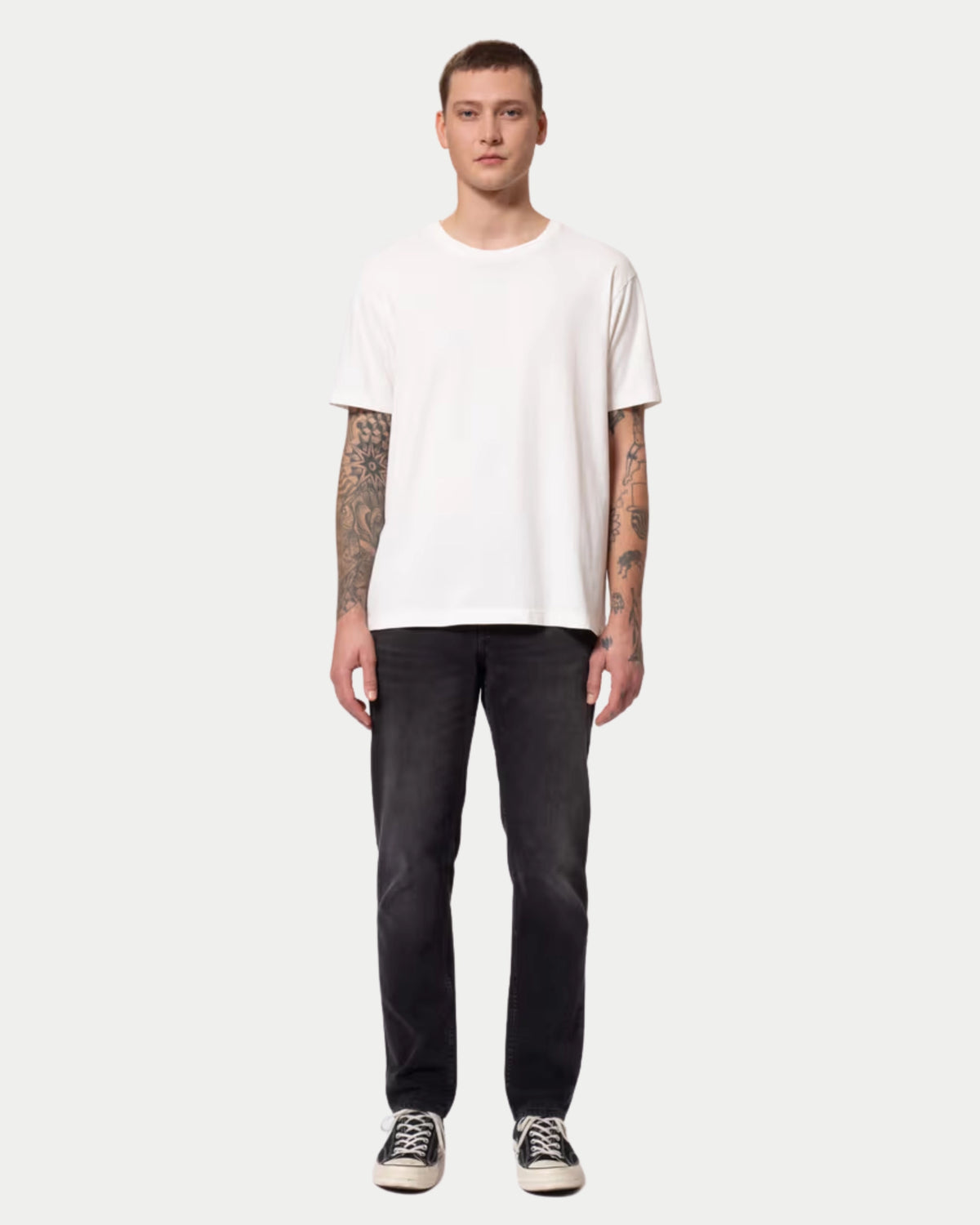 Nudie Jeans Steady Eddie II Black Change — Slim fit, 100% biologisch katoen Jeans | Stuen Store Tilburg
