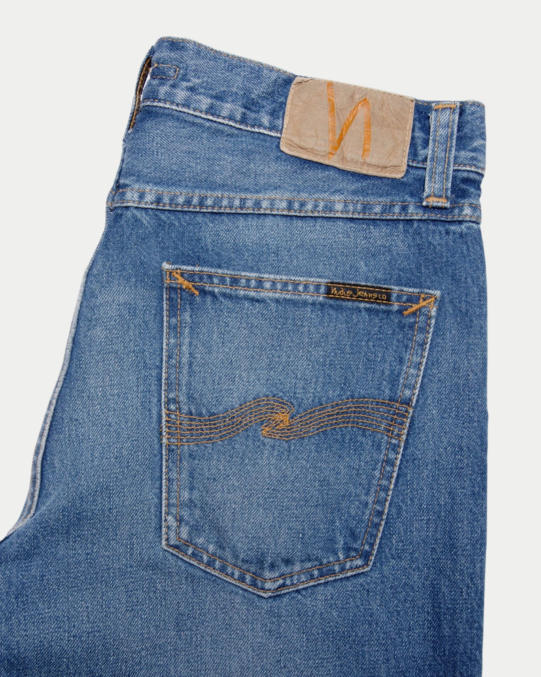 Nudie Jeans Steady Eddie II Blue Haze, Slim fit blauwe spijkerbroek van 100% biologisch katoen | Stuen Store Tilburg