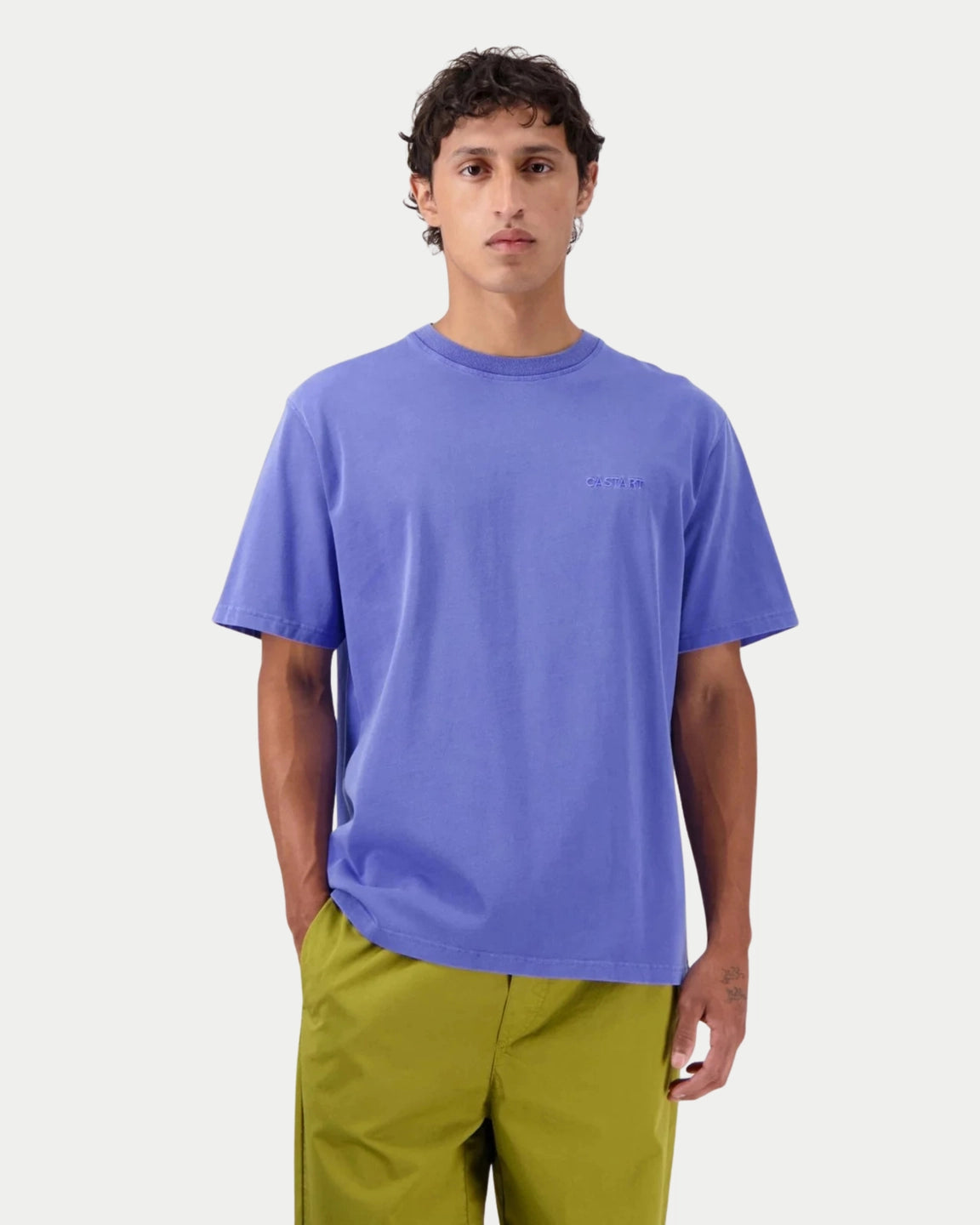 Castart Stonewash T-Shirt Cobalt — comfortabel stonewashed T-shirt in Cobalt T-shirts | Stuen Store Tilburg