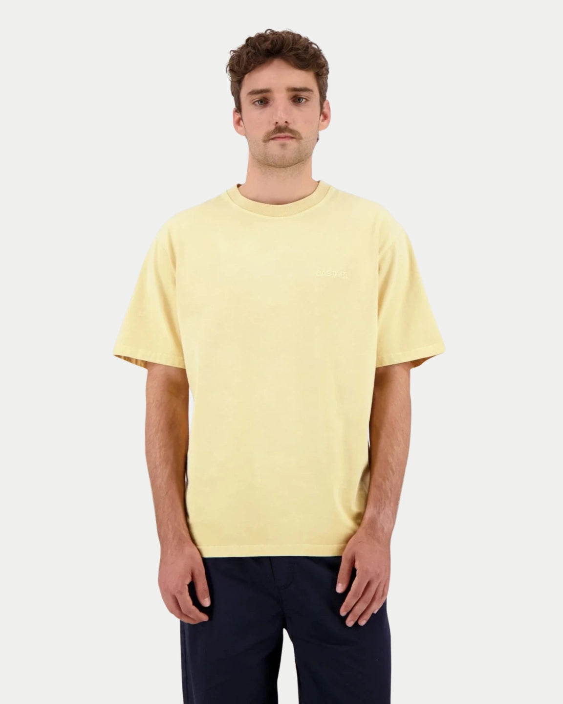 Castart Stonewash T-Shirt Light Yellow - Stuen Store Tilburg | De beste herenkleding en -accessoires