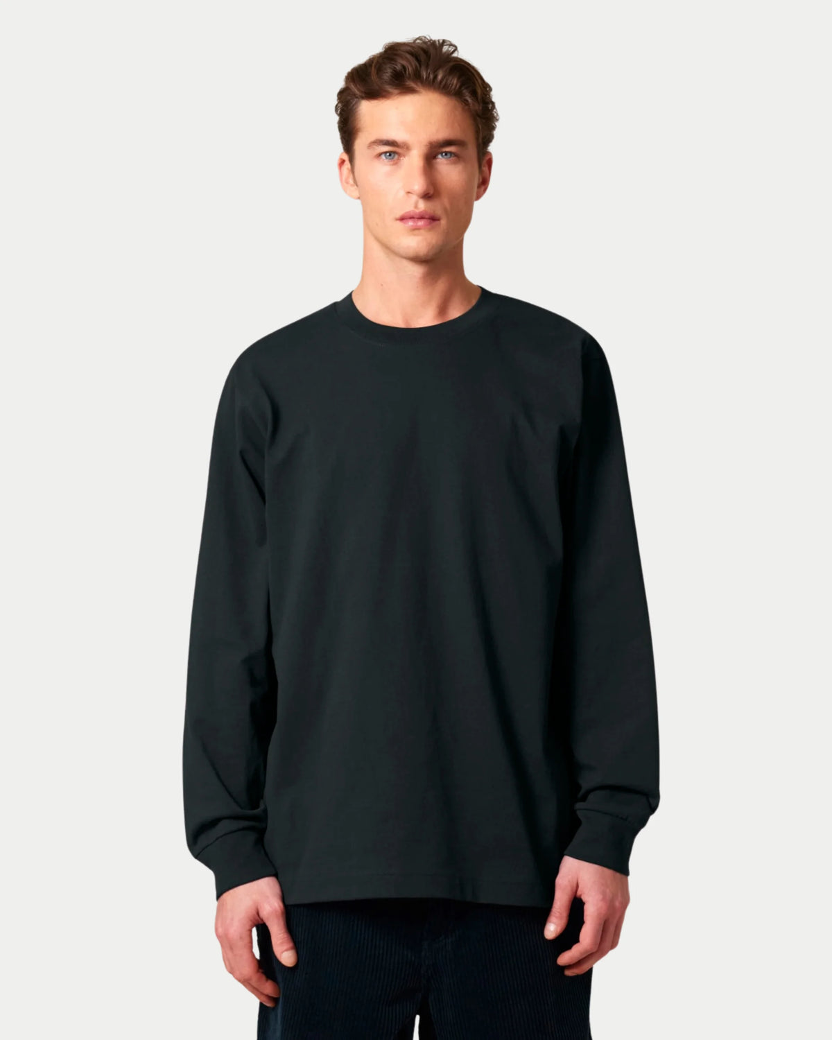 Stuen Longsleeve Shirt Black — kwaliteit van onze Basic Tee, maar dan T-shirts | Stuen Store Tilburg