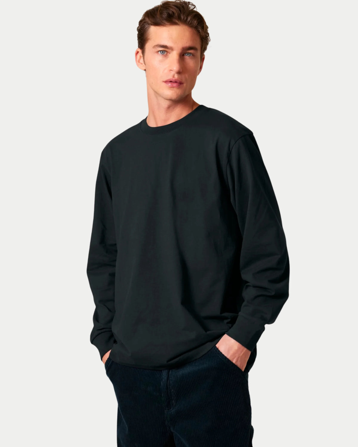 Stuen Longsleeve Shirt Black — kwaliteit van onze Basic Tee, maar dan T-shirts | Stuen Store Tilburg