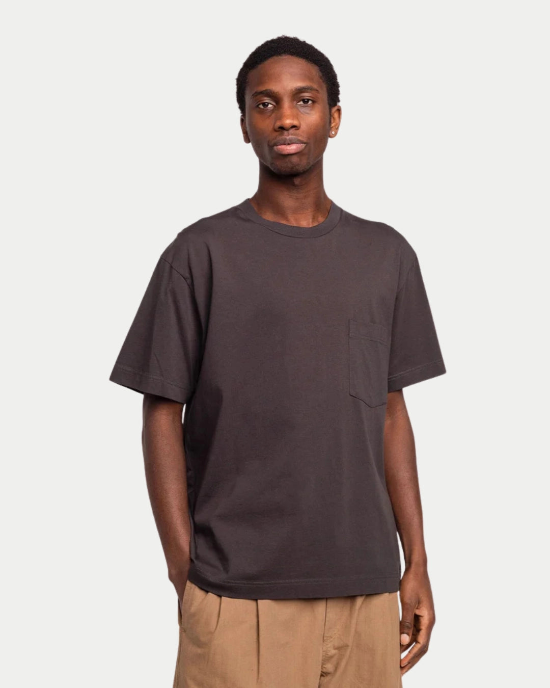 Olow T-shirt Cruising Carbon Black, Zwart t-shirt | Stuen Store Tilburg