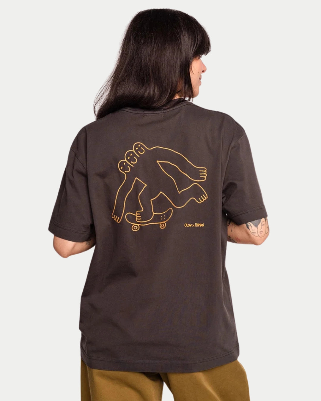 Olow T-shirt Cruising Carbon Black, Zwart t-shirt | Stuen Store Tilburg