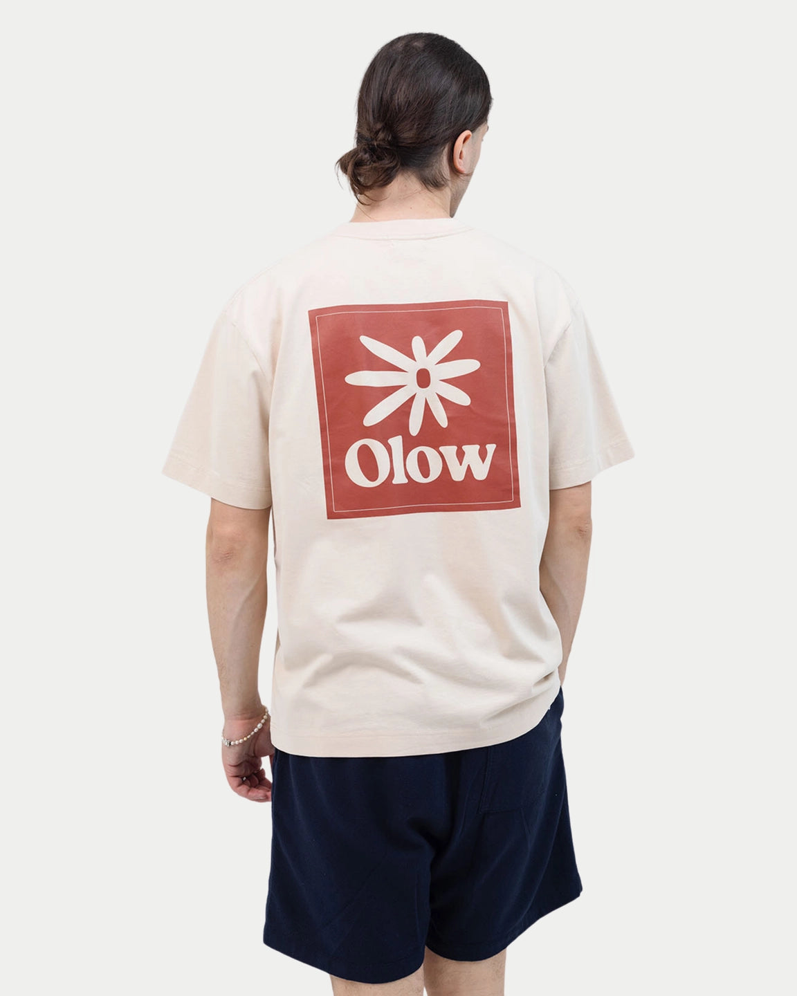 Olow T-shirt Flower Creme - Stuen Store Tilburg | De beste herenkleding en -accessoires