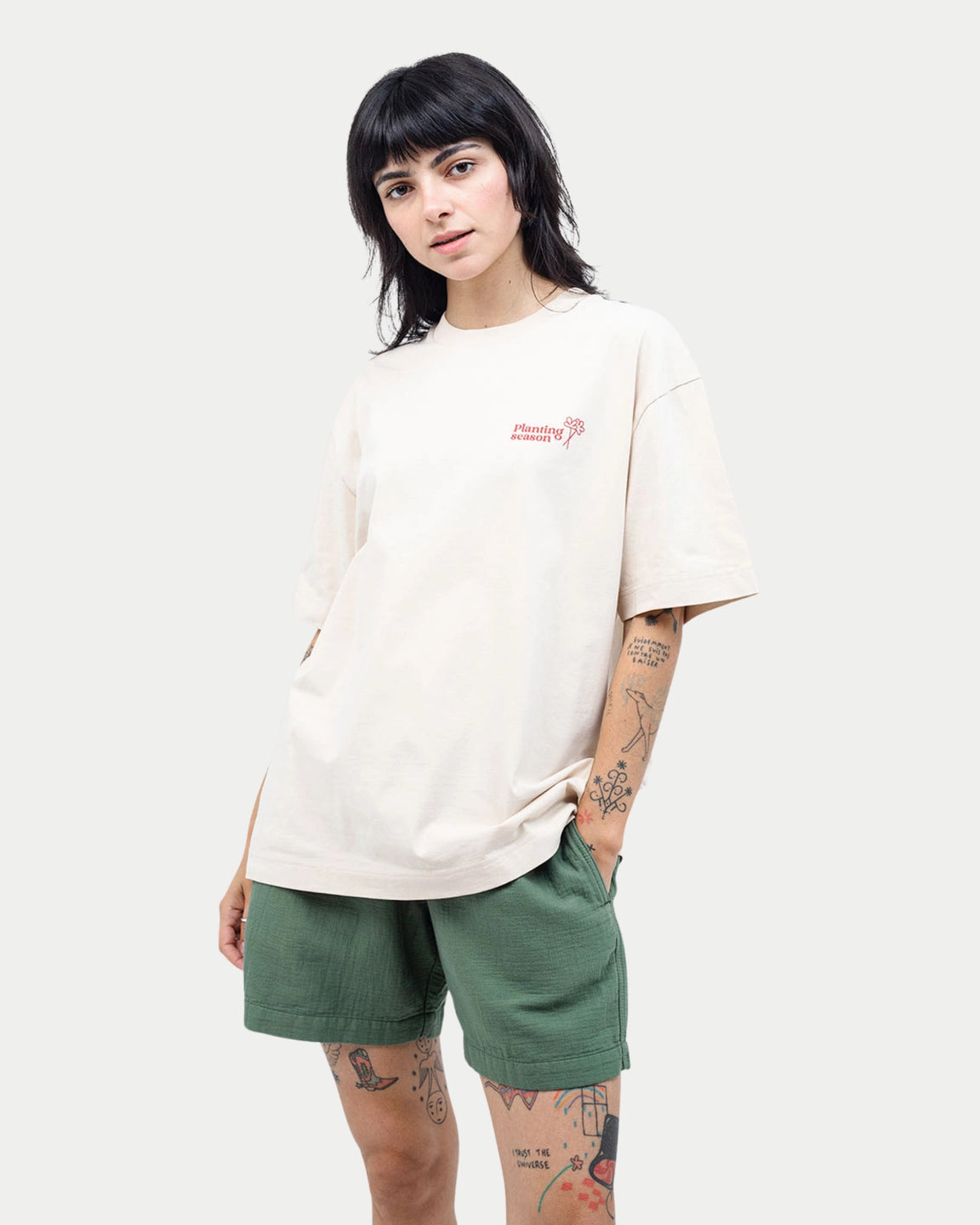 Olow T-shirt Planting Creme — Loose fit, katoen T-shirts | Stuen Store Tilburg