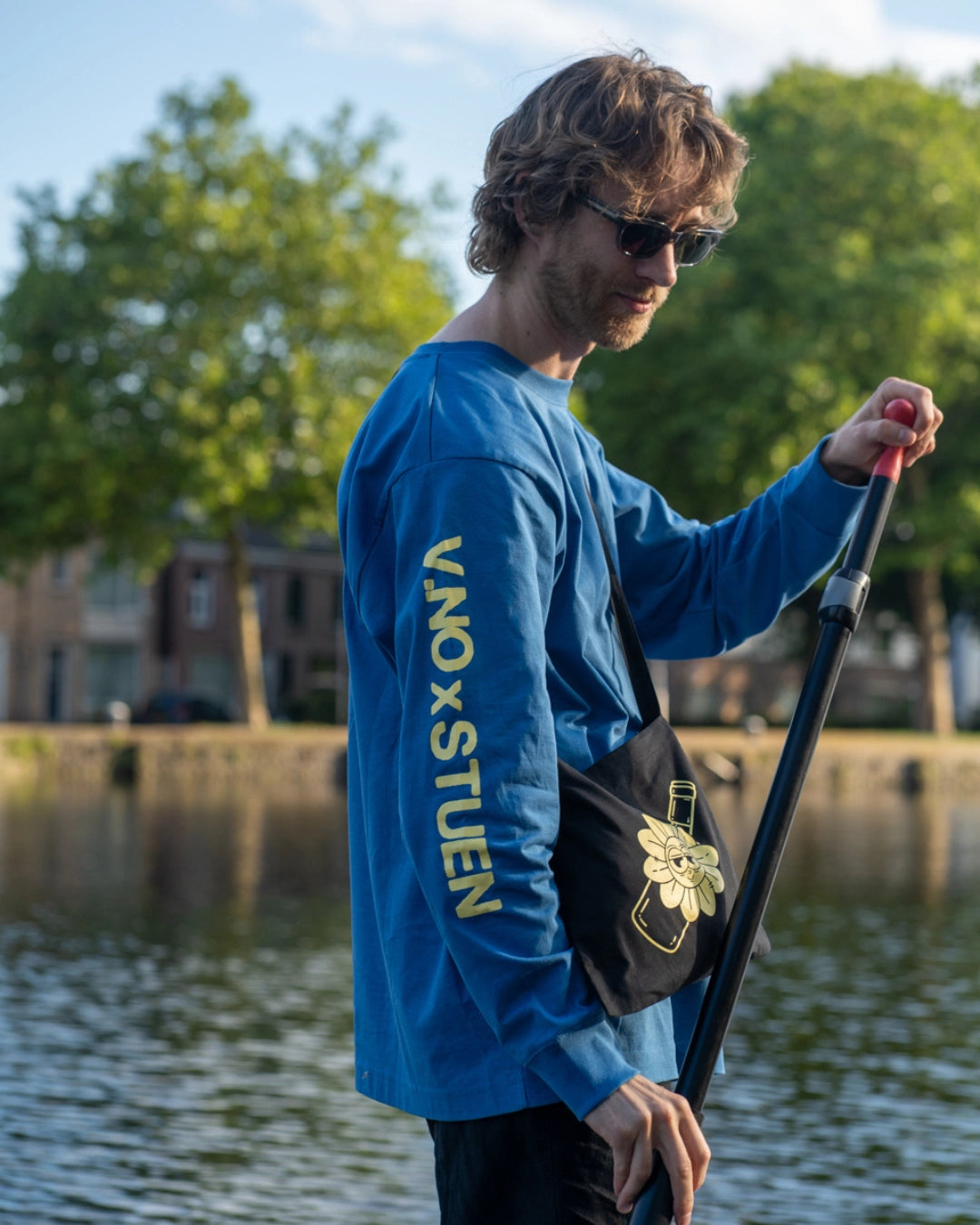 Stuen V.NO x Stuen Longsleeve Blue/Yellow — NO was zo lief om ons uit te Longsleeve | Stuen Store Tilburg