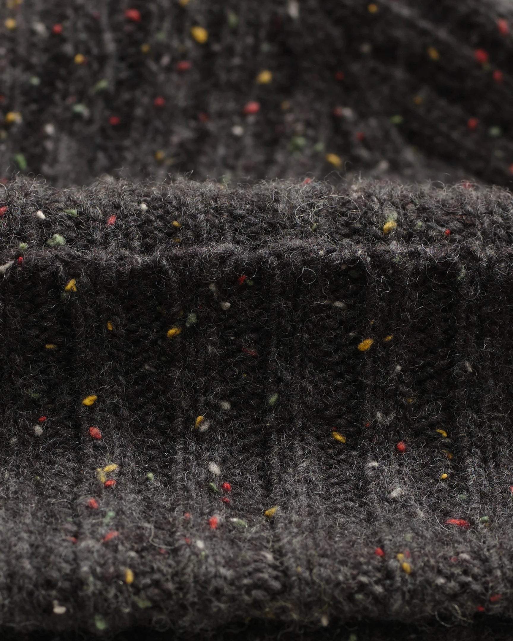 Wax London Brook Beanie Charcoal Donegal - Stuen Store Tilburg | De beste herenkleding en -accessoires