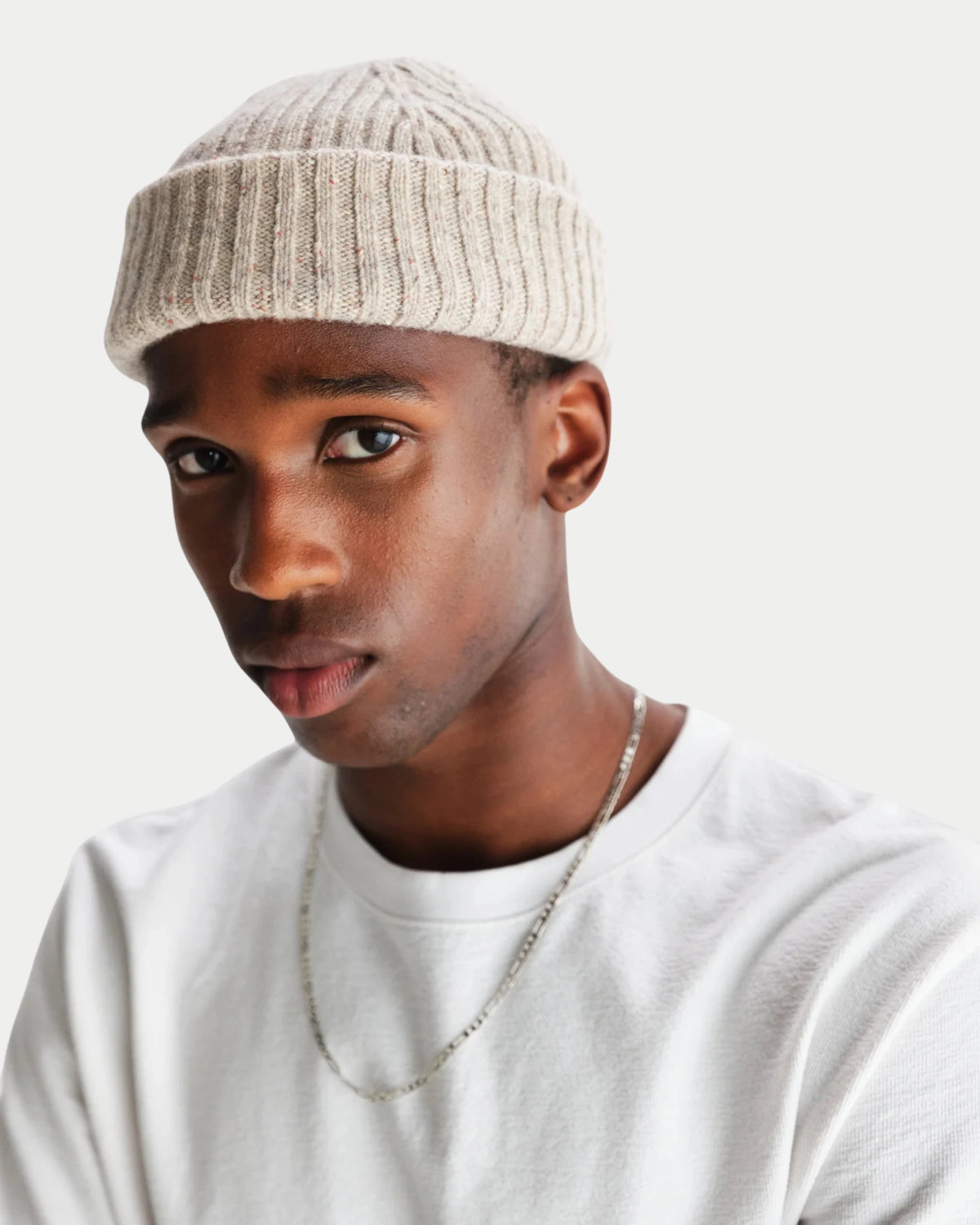 Wax London Brook Beanie Natural Donegal — Gebreid | Stuen Store Tilburg