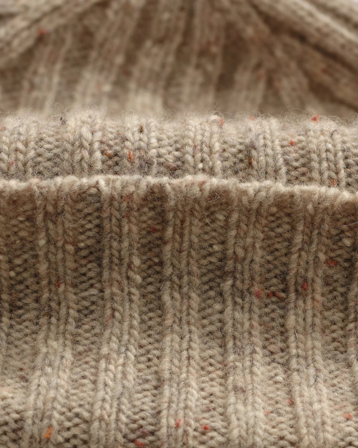 Wax London Brook Beanie Natural Donegal — Gebreid | Stuen Store Tilburg